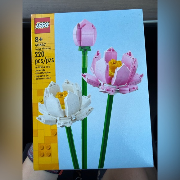 LEGO Botanical Lotus Flower Set New - Picture 2 of 4